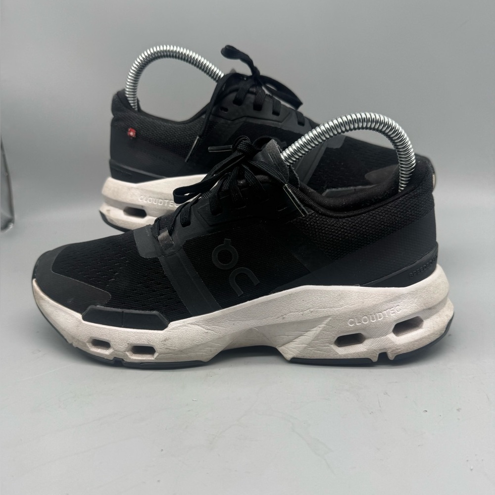 On Cloud Cloudpulse Sneaker Women's 7.5 Black Eclipse Running Shoes
